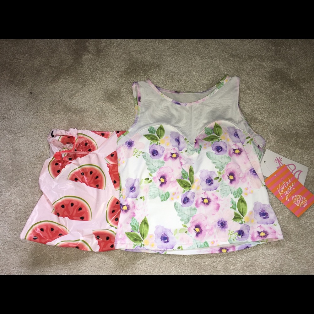 Kortni Jeane Swim Top NWT size Medium